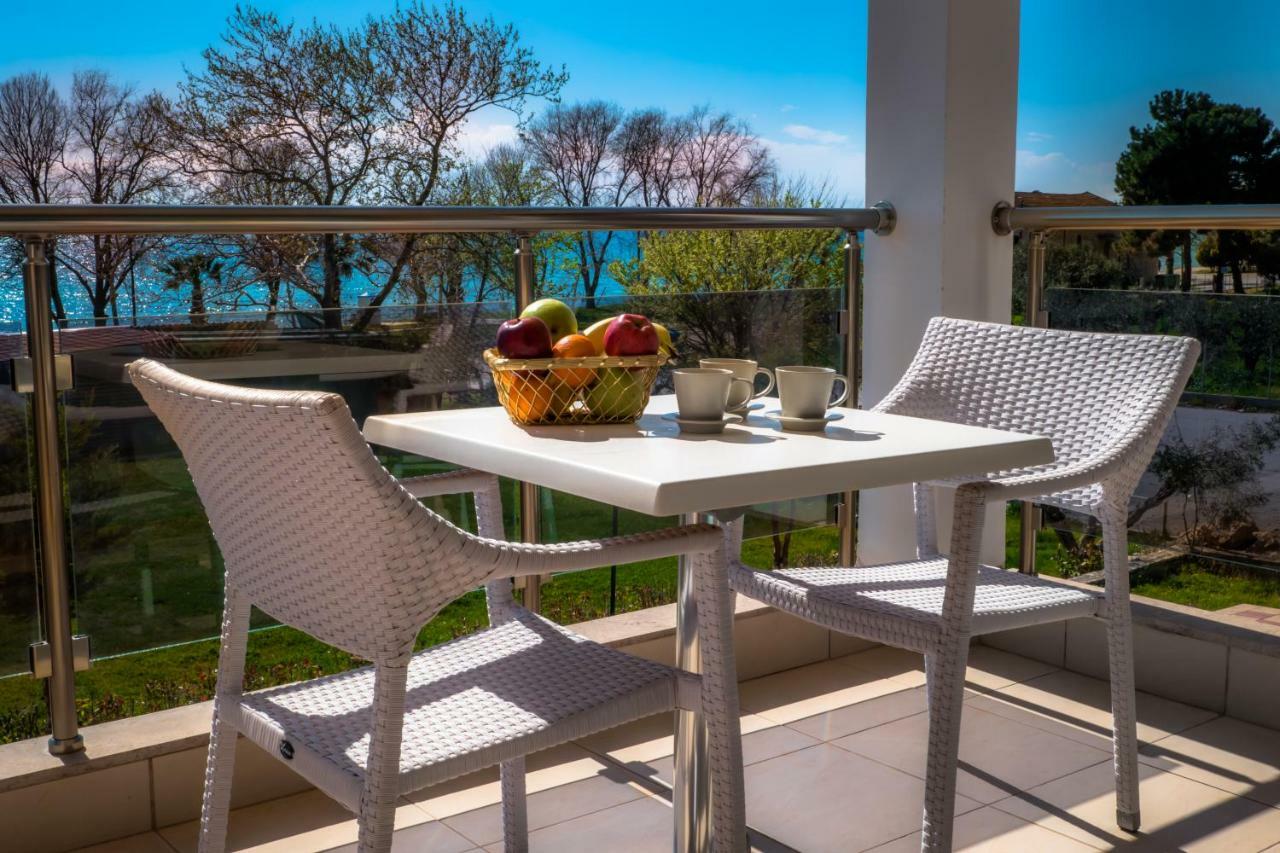 Elia Apartments - Nea Triglia Beach Nea Plagia Eksteriør billede